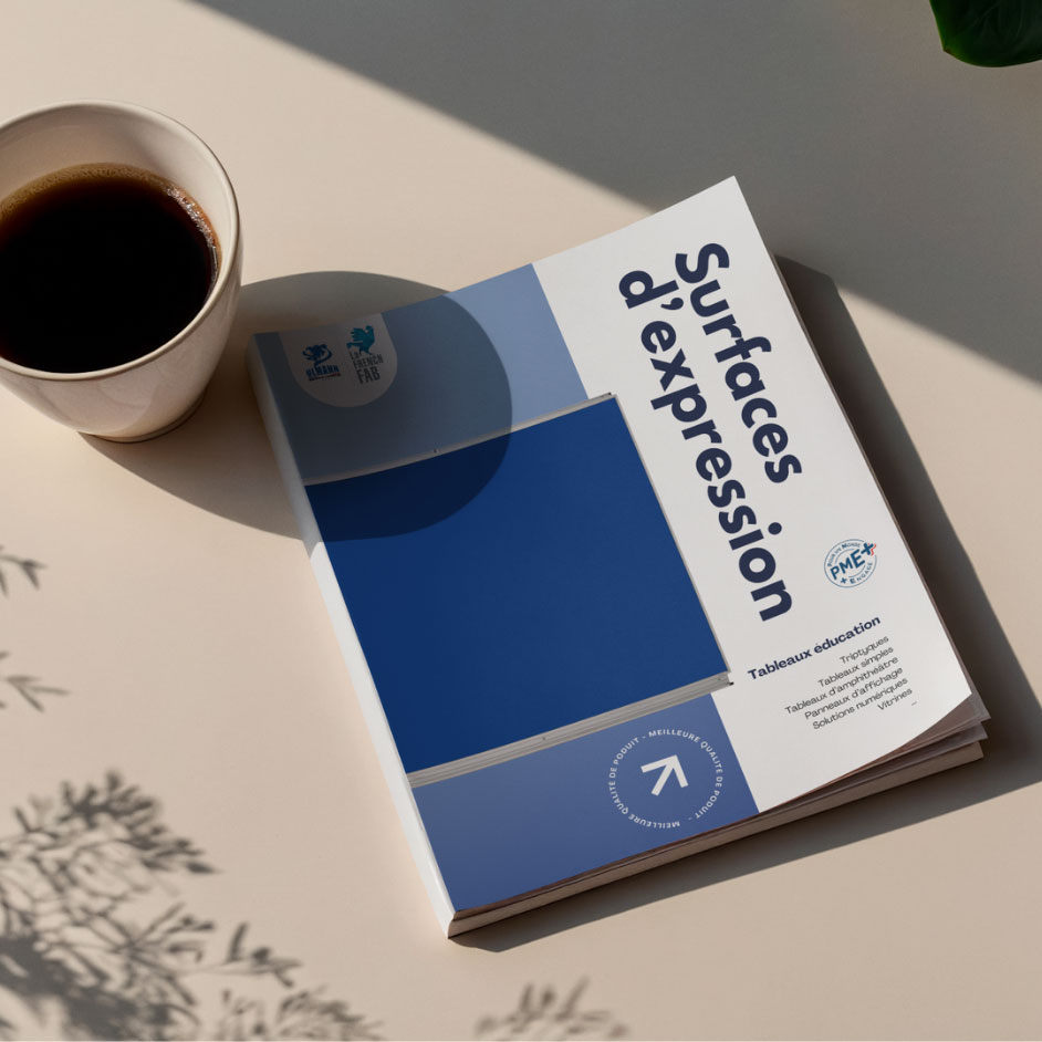 Tableaux et surfaces communicantes