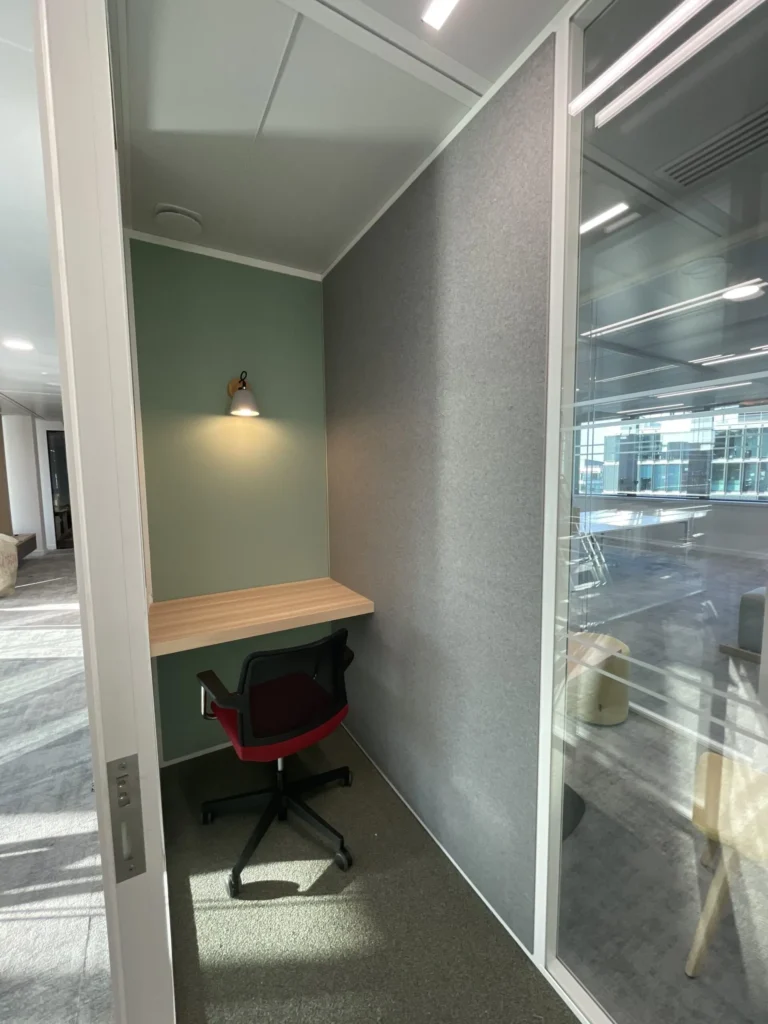 Cabine acoustique Ulmann pour espace de travail
