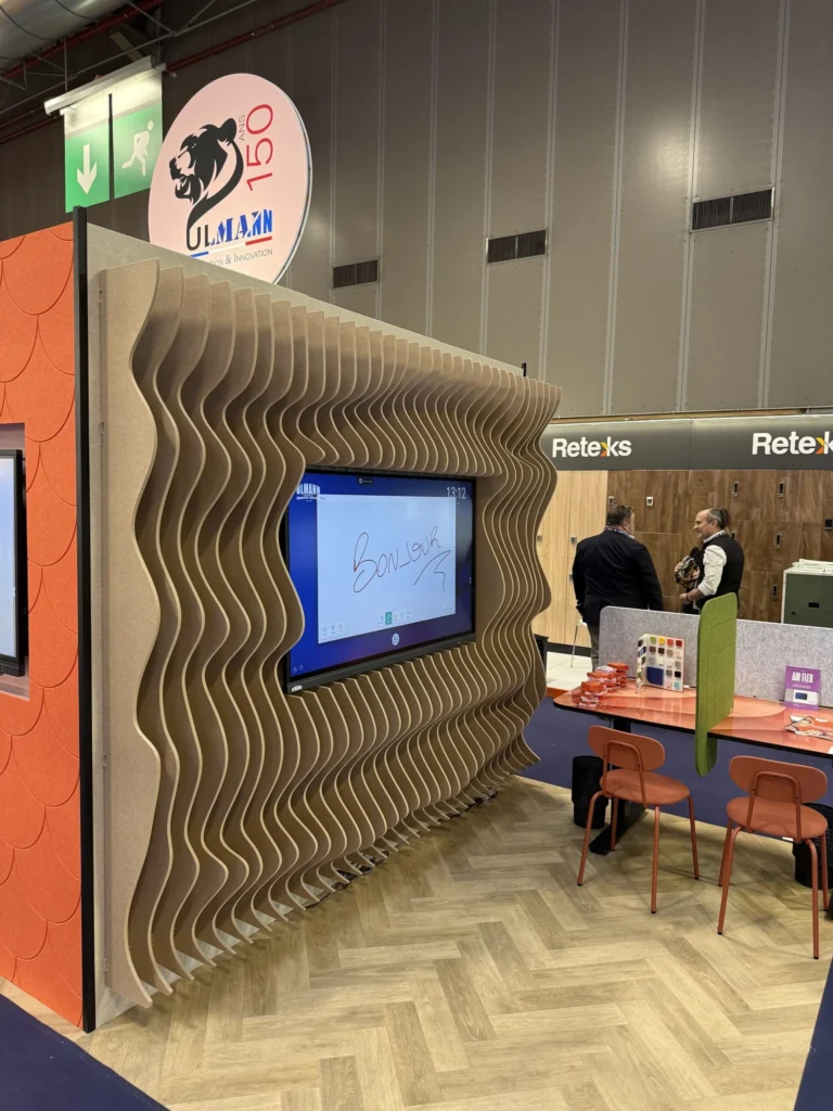 Tableau acoustique design avec écran central Ulmann