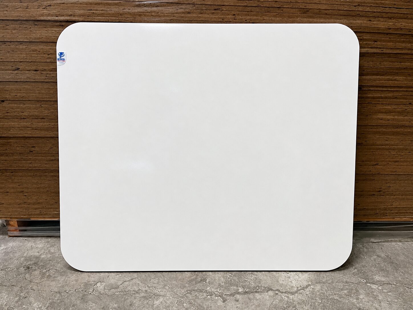 image représentant un tableau flexi sans encadrement avec finitions arrondies